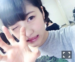 若月 佑美｜若月『新しい公式写真は前髪 分けてる』母『ぷっつんじゃない のね。』若月『それはパッツンの ことかな？』（2014-04-01）