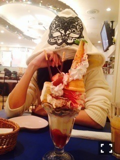 若月 佑美｜意味もなくミルフィーユのミ ルについて議論した日。（2015-01-12）｜5枚目
