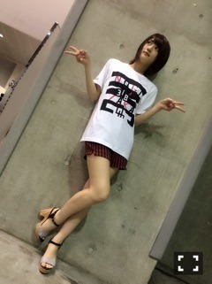若月 佑美｜握手会in横浜（2015-05-03）｜4枚目
