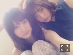 若月 佑美｜広島と新田美緒。（2015-08-16）｜4枚目