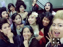 若月 佑美｜舞台を観劇しに来てくれた皆 様。（2015-10-13）｜5枚目