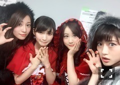 若月 佑美｜お婆さんの家にね？お見舞い のケーキとワインを持っていく  の。（2015-11-01）｜4枚目