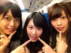 斉藤 優里｜ まっちゅんの指はむにむにーで可愛いーーの（2012-07-13）