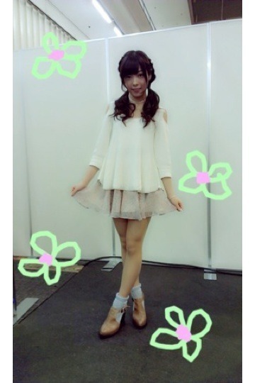 斉藤 優里｜ ねーもう、春だよね？気温どうなってるの？(´;ω;`)（2013-04-21）