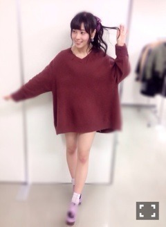 斉藤 優里｜爪緑とかにしてみた（2014-11-25）｜2枚目