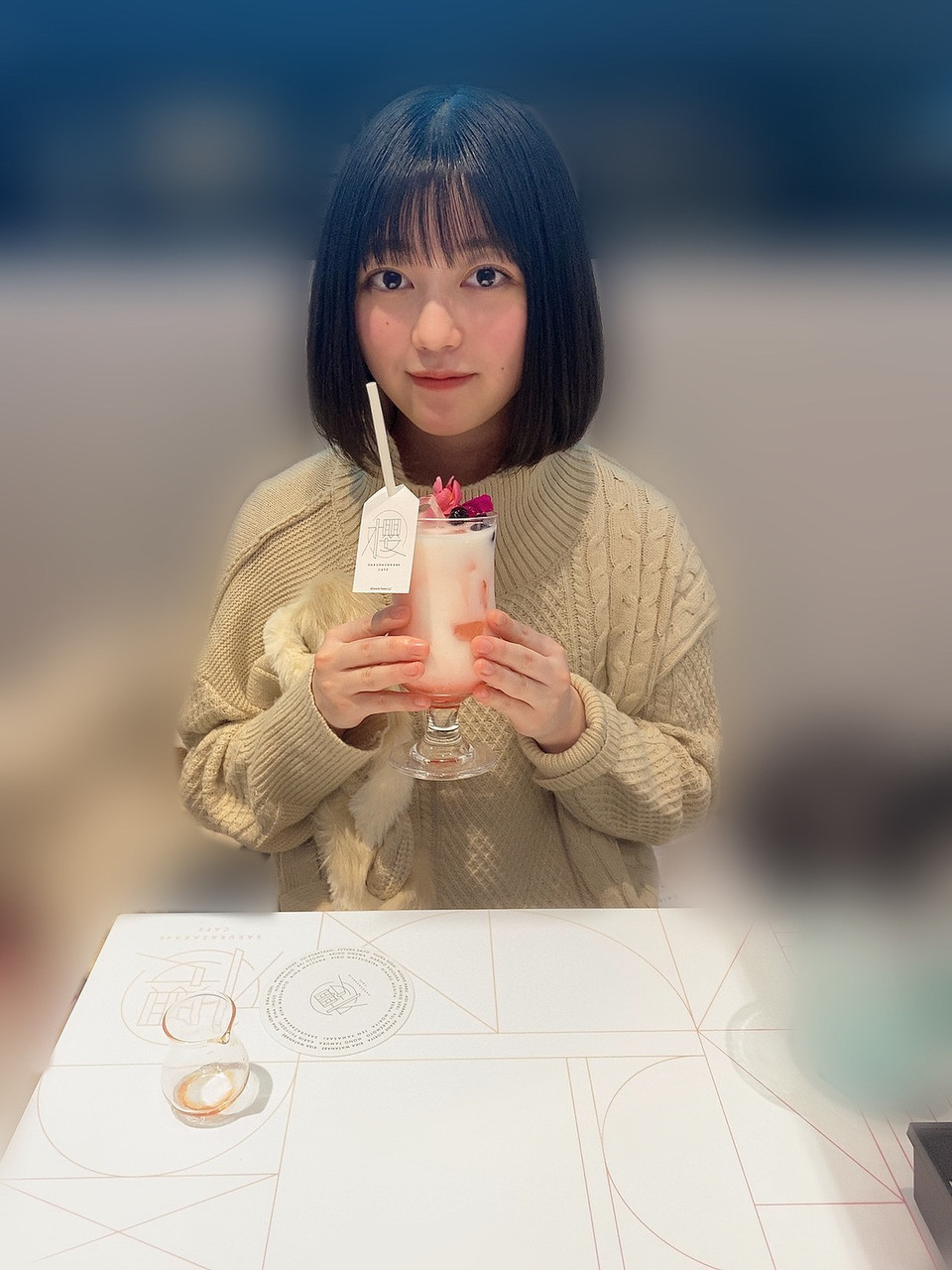 幸阪 茉里乃｜櫻坂カフェ🌸☁️（2020-12-18）