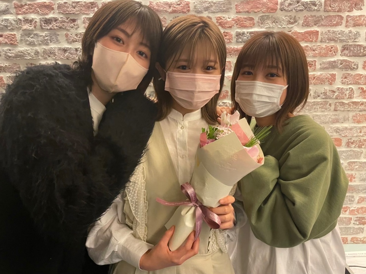 武元 唯衣｜桃（2022-04-03）