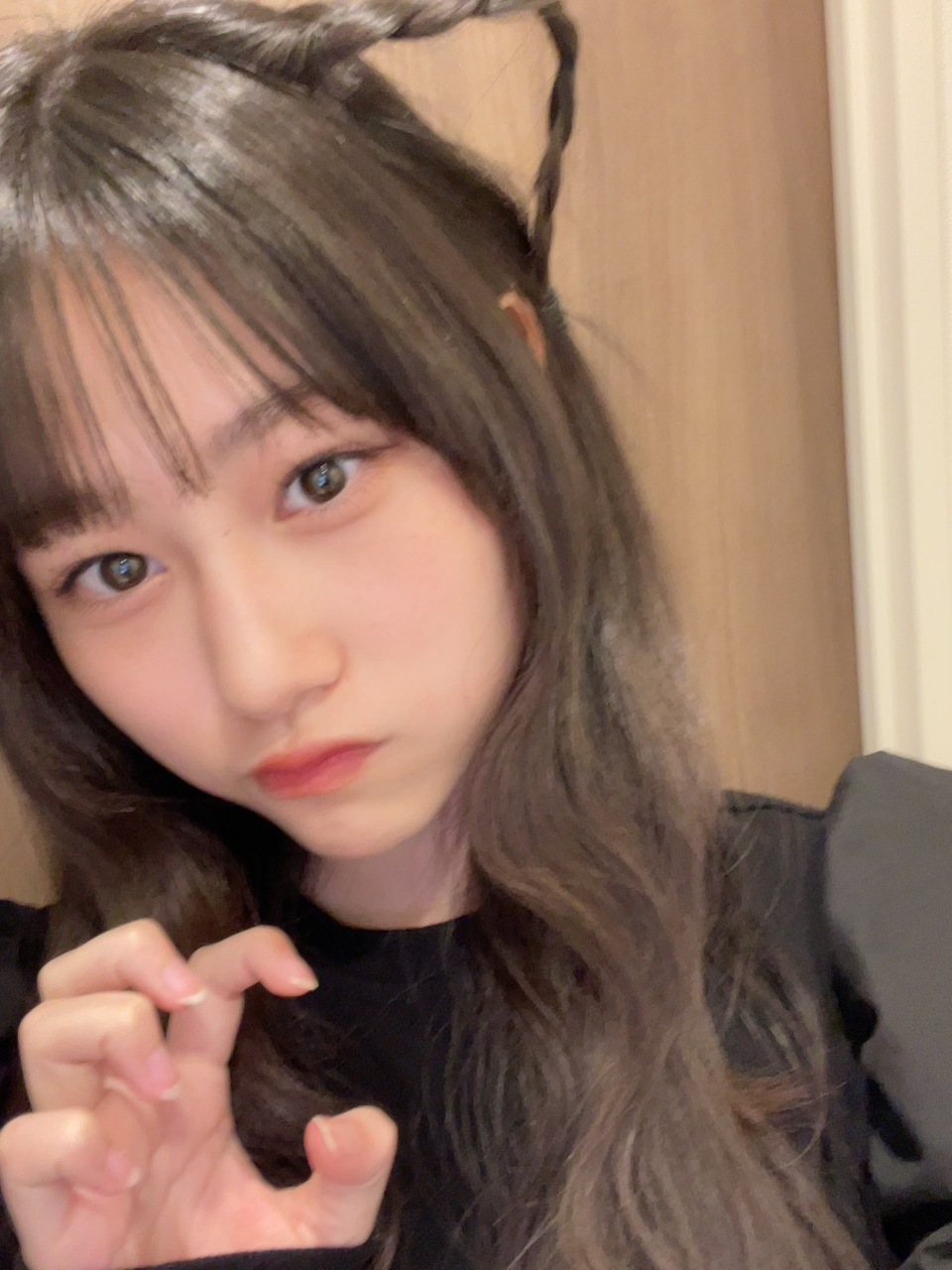 向井 純葉｜最近、お花と縁がある気がする。（2023-04-27）