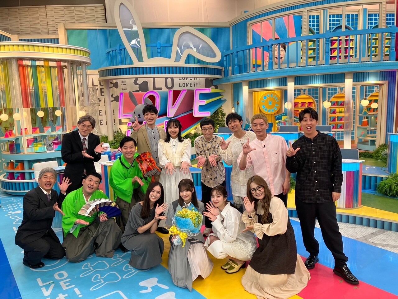 大沼 晶保｜ヒグラシが鳴き始める季節に私は ラヴィット！木曜日のシーズンレギュラーになりました。木曜レギュラーのみなさまの優しさに支えられて、楽しい3ヶ月を送ることが出来ました。本当にありがとうございました。そして今、ヒグラシは鳴き止もうとしています。（2023-10-02）