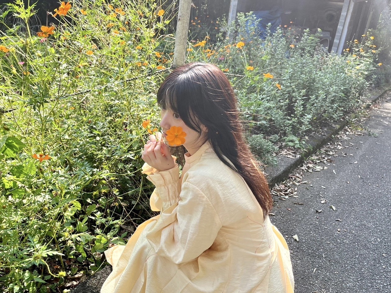 石森 璃花｜黄色のワンピース、27（2023-10-18）