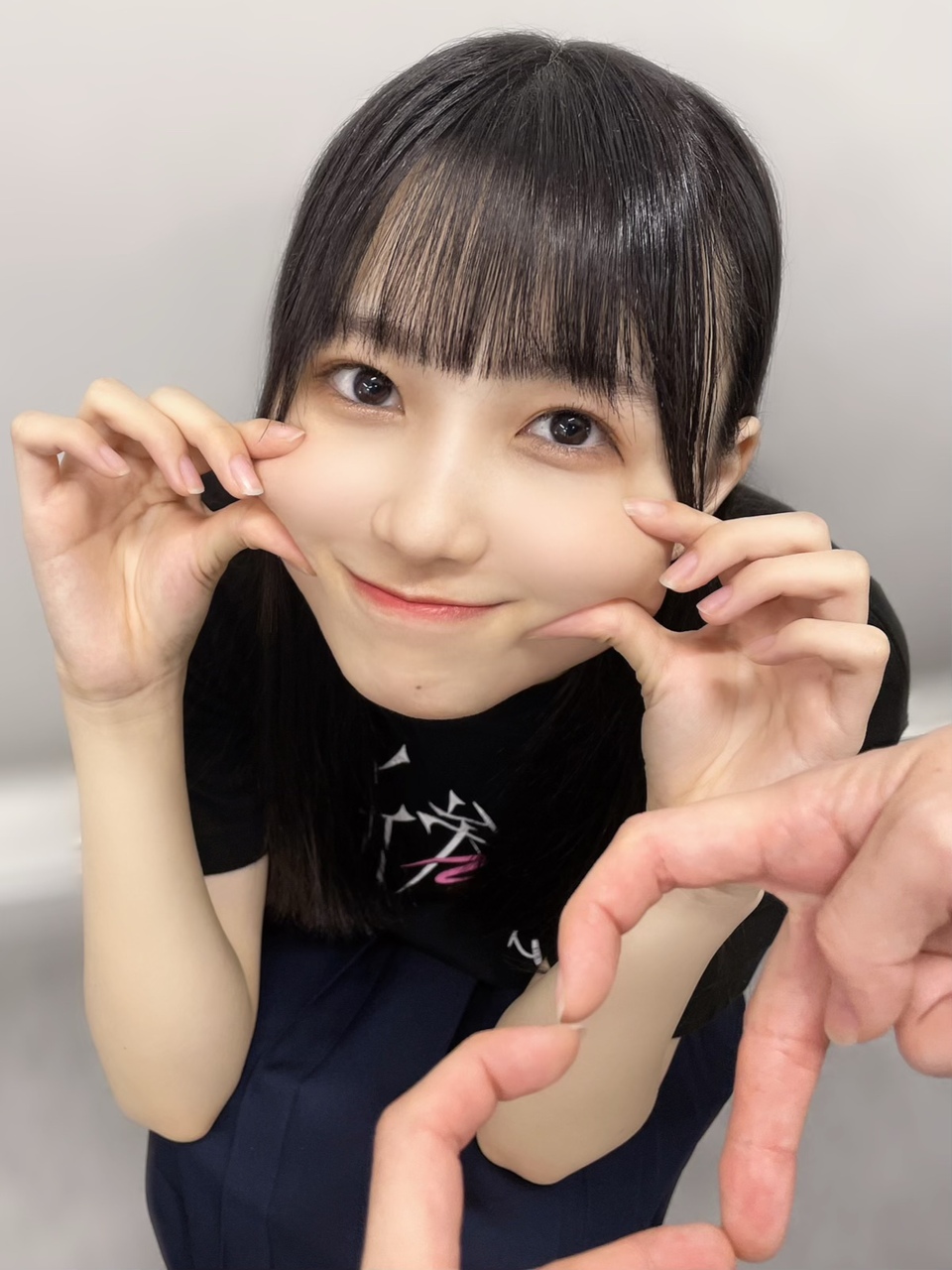 的野 美青｜朝起きたら何かの間違いでどこでもドアが置いてあったりしないかな（2023-11-11）｜3枚目