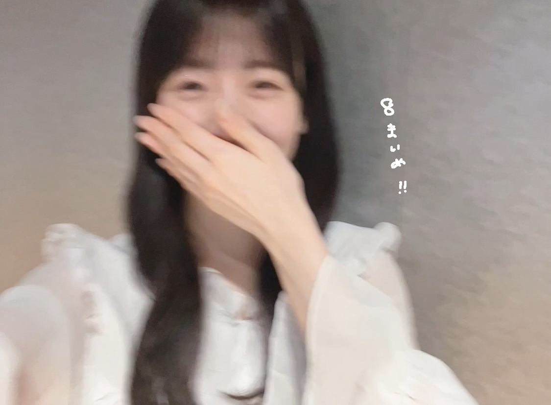 石森 璃花｜バス越しに目が合った小さい子の笑顔とか薄暗い空に光ってる街の灯りとか、なんともない日なんとも思ってない時そういう日に何かが埋もれてる 意識してないときに限って気づいちゃうね、76（2024-04-26）