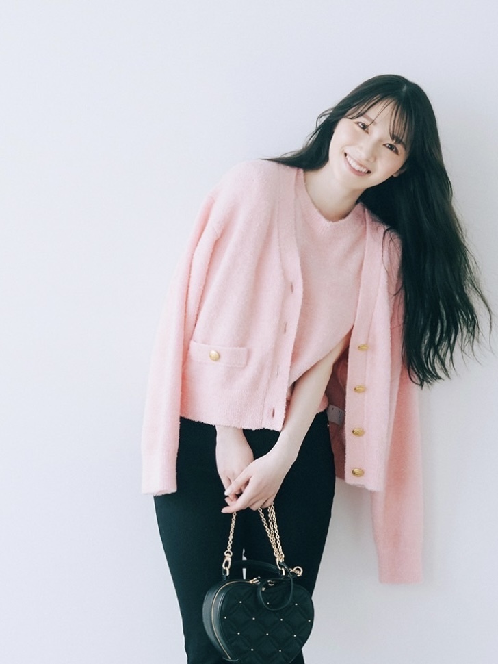 守屋 麗奈｜ファッション👗（2024-09-11）