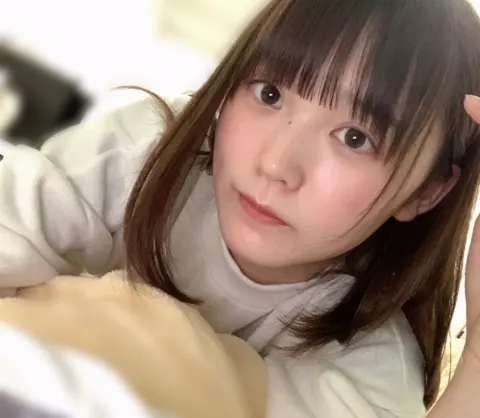 増本 綺良｜お腹すいた〜（2020-11-12）｜2枚目