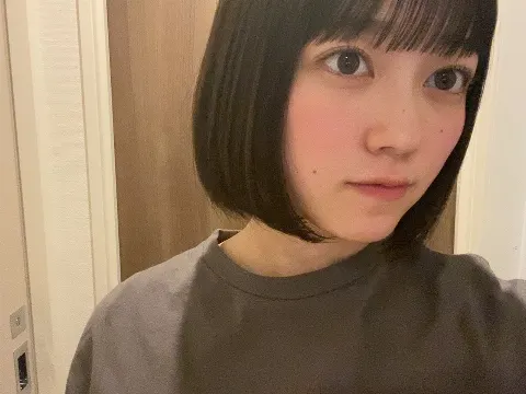 幸阪 茉里乃｜お気に入りのナマケモノちゃんです🦥（2020-11-12）｜2枚目