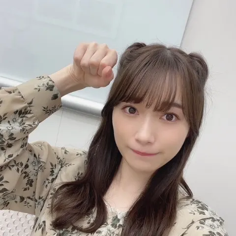 守屋 麗奈｜初づくし（2021-04-20）｜3枚目