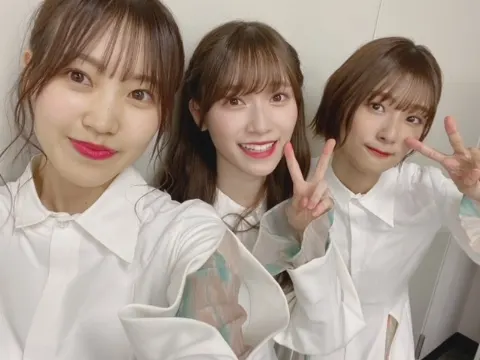 松田 里奈｜新幹線🚅（2021-11-20）｜4枚目