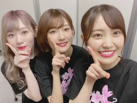 松田 里奈｜🌸1周年🌸（2021-12-19）｜5枚目