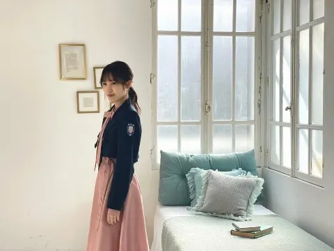 松田 里奈｜初！ソロ表紙！！（2021-12-27）｜2枚目