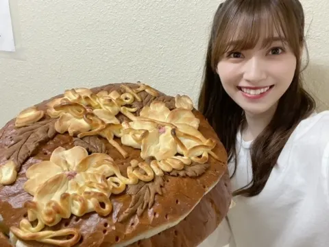 守屋 麗奈｜2021（2021-12-31）｜7枚目