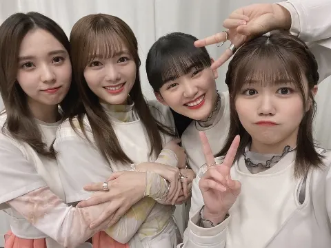 武元 唯衣｜心（2022-04-05）｜2枚目