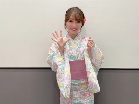 守屋 麗奈｜✊🏻🫰🏻🖐🏻💗（2022-07-31）｜2枚目
