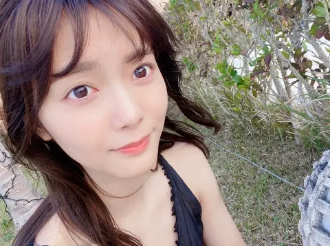 田村 保乃｜もも（2022-08-17）｜10枚目