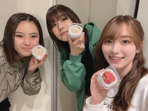 守屋 麗奈｜いちご（2023-03-02）｜3枚目