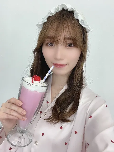 守屋 麗奈｜夜桜（2023-03-28）｜6枚目