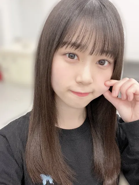山下 瞳月｜色んな言葉を知りたくて買ってみた小説は4ヶ月たった今でも読み…（2023-04-08）｜2枚目