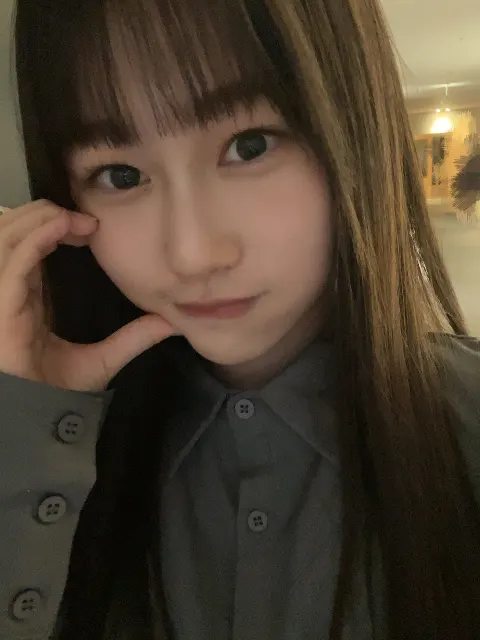 向井 純葉｜人生で初めて1人で役所に行けました。（2023-04-16）｜2枚目