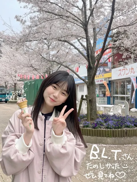山下 瞳月｜いつも写真の余白が気になって文字とか絵を書いてしまうんだけど…（2023-05-01）｜3枚目