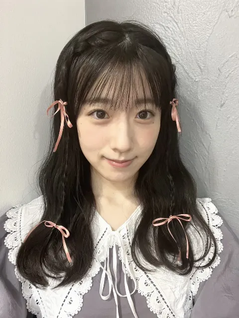 石森 璃花｜イントロ、17                          石森璃花（2023-08-30）｜3枚目