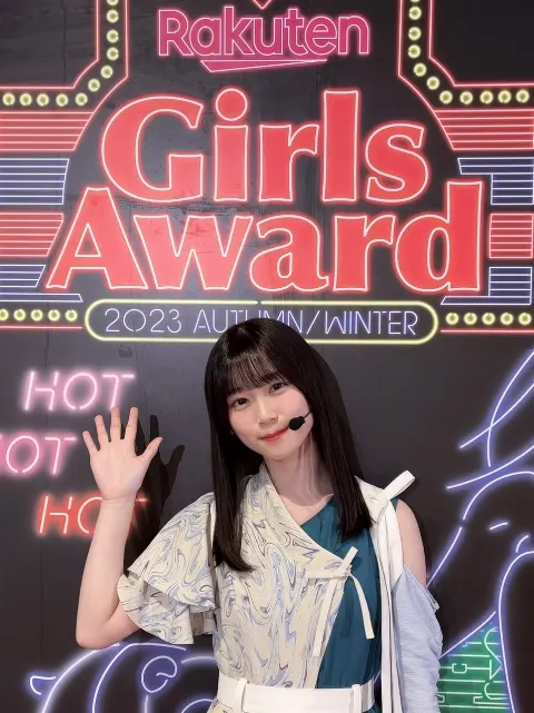 山下 瞳月｜山下瞳月（2023-10-01）｜2枚目