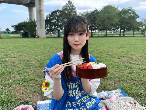 山下 瞳月｜こんばんは（2023-10-13）｜4枚目