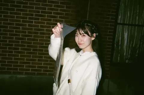石森 璃花｜雨って珍しいから雨が降ってると嬉しいのだけど、お出かけしよう…（2023-10-25）｜6枚目