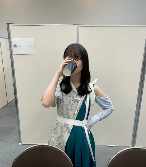 谷口 愛季｜31度目の愛季だよ〜〜🎅☺️🤭（2023-10-28）｜4枚目