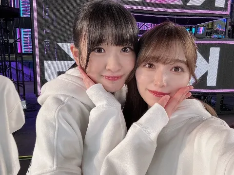守屋 麗奈｜澄んだ夜空に打ち上げ花火が眩しくて心もおどりました（2023-11-28）｜10枚目