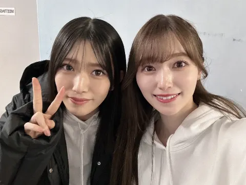 守屋 麗奈｜澄んだ夜空に打ち上げ花火が眩しくて心もおどりました（2023-11-28）｜13枚目