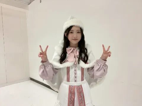 谷口 愛季｜43度目の愛季だよ〜〜🦥🎁🎄（2023-12-25）｜2枚目