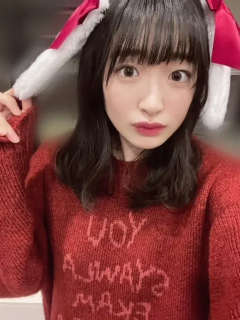 小島 凪紗｜クリスマス2023🎄（2023-12-27）｜2枚目