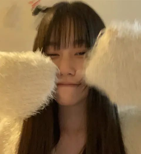 向井 純葉｜②⓪②③☺︎︎︎︎（2023-12-31）