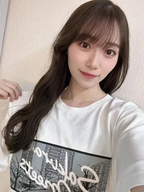 守屋 麗奈｜2023（2023-12-31）｜10枚目