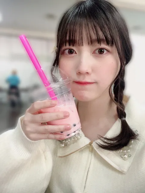 幸阪 茉里乃｜あけましておめでとうございます🐉（2024-01-17）｜5枚目