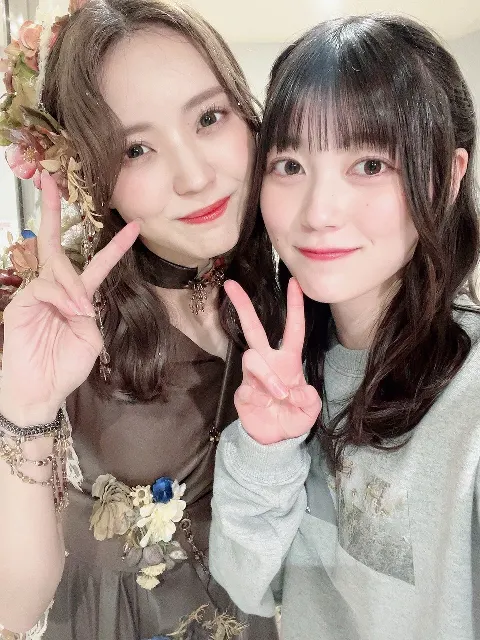 幸阪 茉里乃｜💙💛（2024-02-03）｜2枚目