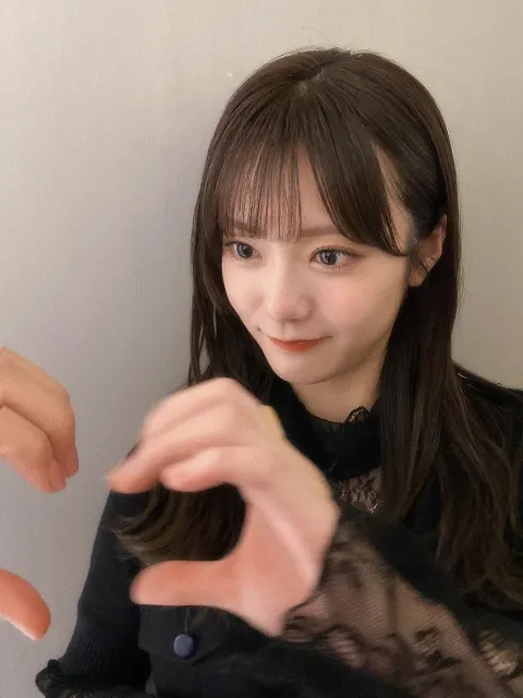 田村 保乃｜花柄（2024-02-21）｜4枚目