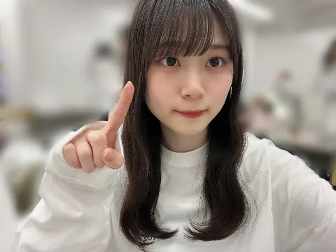 山下 瞳月｜こんばんは（2024-03-02）｜2枚目
