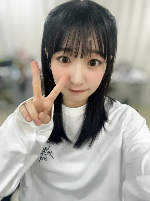 小島 凪紗｜高校生最後かもしれない制服　#nagisablog（2024-03-13）｜7枚目