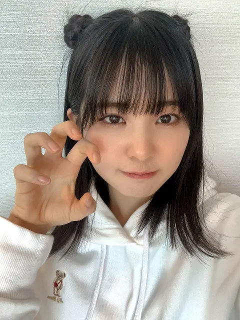 遠藤 理子｜✌️（2024-03-17）｜5枚目