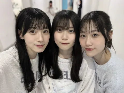 石森 璃花｜微笑、74（2024-04-12）｜8枚目